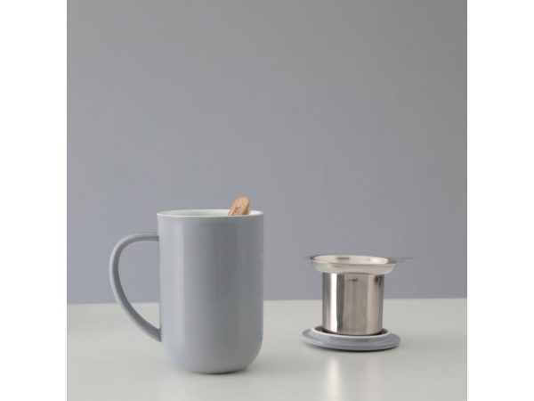 379175-3_taza-con-infusor-de-te-minima-500-ml--gris-claro--viva-scandinavia.jpg